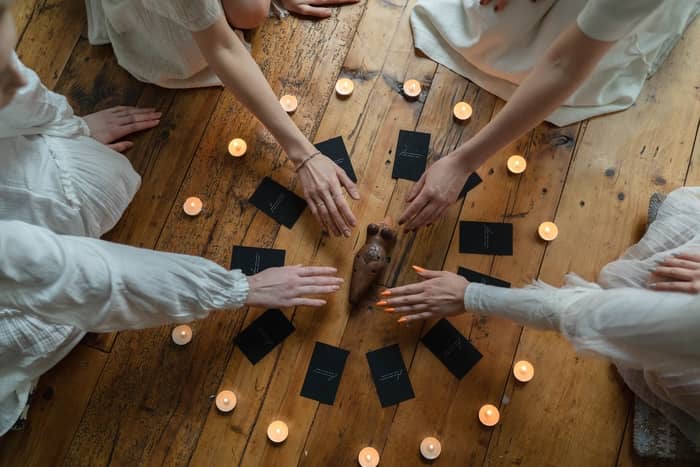 As nuvens nas cartas de Tarot Cigano